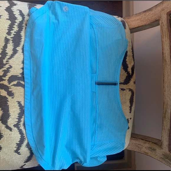 Lululemon Race Me Long Sleeve Tee in Blue Stripe - Picture 5 of 8